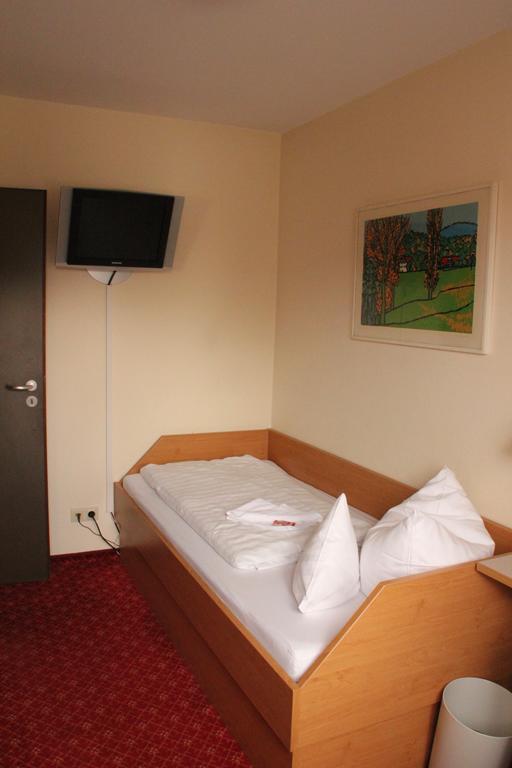 Hotel Traube ออฟเฟนบูร์ก ภายนอก รูปภาพ
