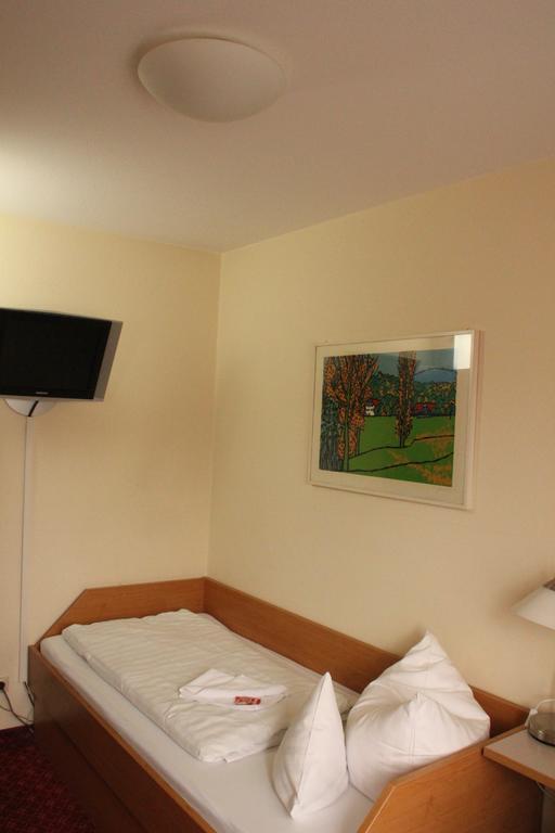 Hotel Traube ออฟเฟนบูร์ก ภายนอก รูปภาพ