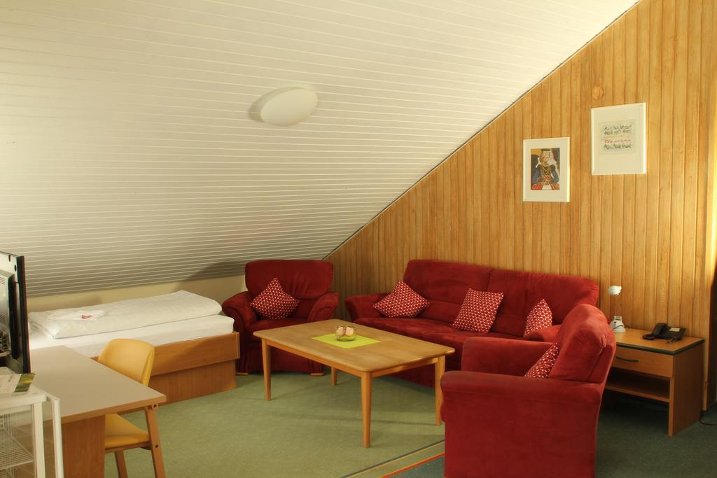 Hotel Traube ออฟเฟนบูร์ก ภายนอก รูปภาพ