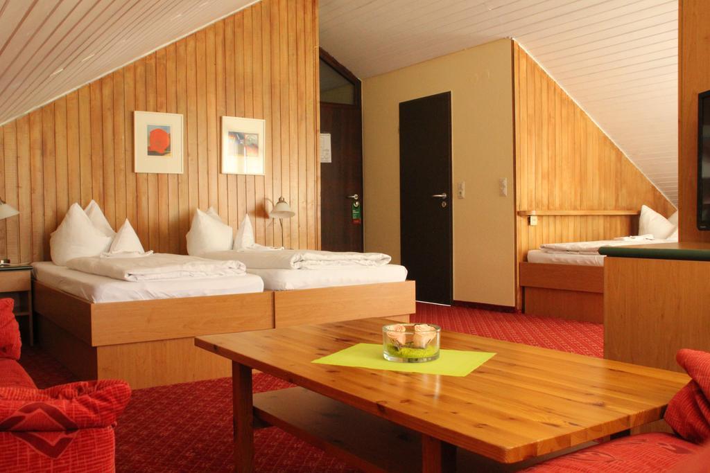Hotel Traube ออฟเฟนบูร์ก ภายนอก รูปภาพ