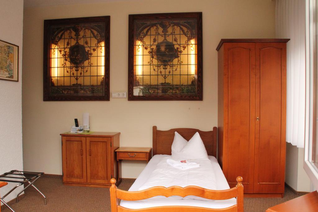 Hotel Traube ออฟเฟนบูร์ก ภายนอก รูปภาพ